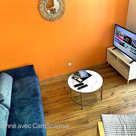 Superbe Duplex Coeur De Ville 3 Etoiles Jonzac Eksteriør billede