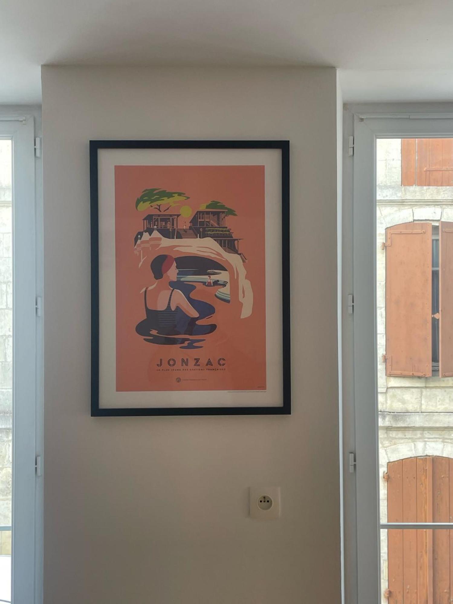 Superbe Duplex Coeur De Ville 3 Etoiles Jonzac Eksteriør billede